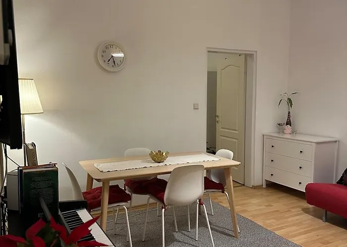 Viennese Nest